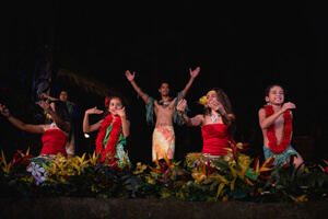 アリイ・ルアウ・レストラン slide 29