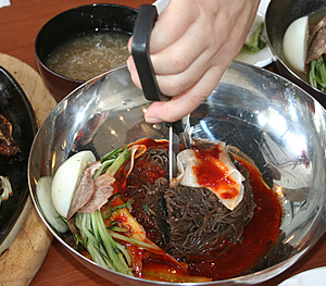 ユッチャン冷麺
