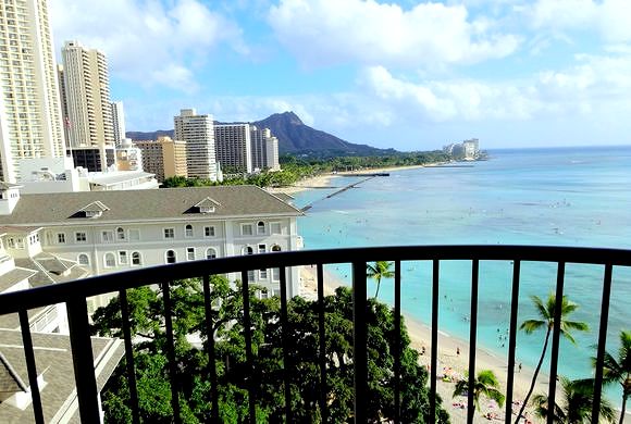 ハワイウェディングや新婚旅行で泊まりたい人気のホテル、モアナ・サーフライダー・ウェスティン・リゾート＆スパ