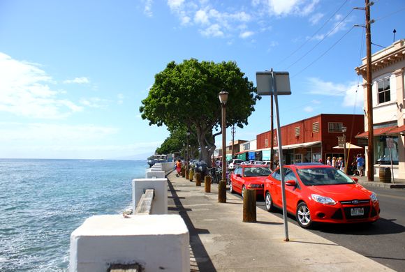 マウイ島にあるショッピングも観光も楽しめる、歴史ある街ラハイナ