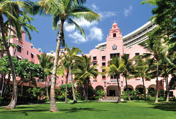 ハワイの人気ホテル、ロイヤル・ハワイアン・ホテルから期間限定の激安プラン登場