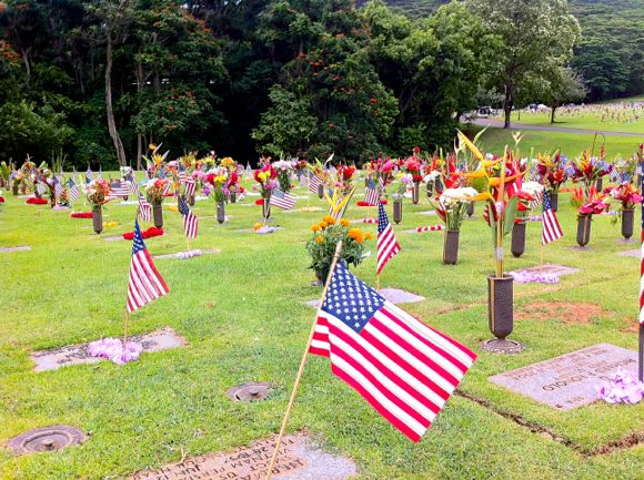 ハワイの墓地、メモリアルデー