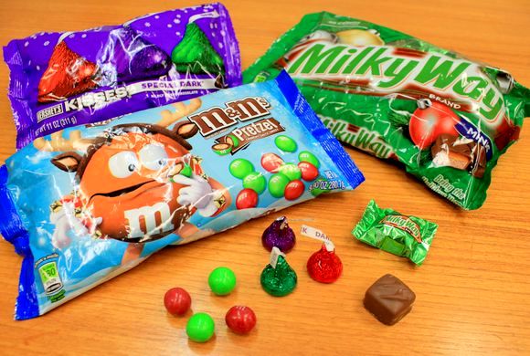 スーパーマーケット、ドラッグストアで見つけた、クリスマス限定のハワイのお菓子