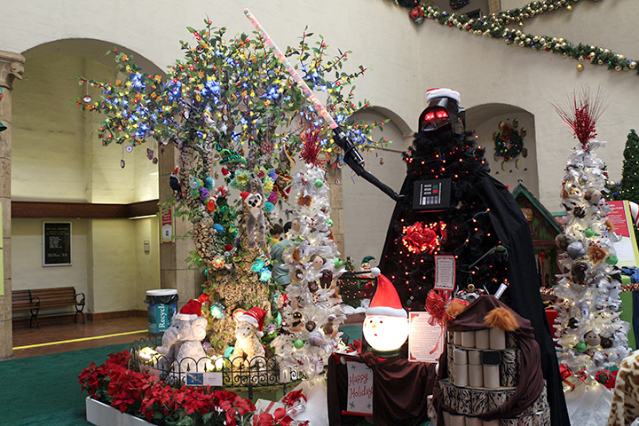 Darth Vader Christmas tree