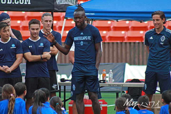 Blue United founder Takehiko Nakamura Greeting to Children