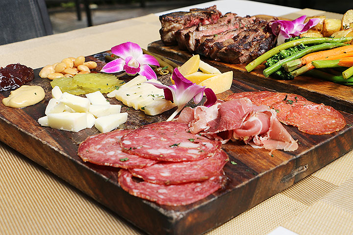 有吉の夏休み2018で有吉が食べたメニュー