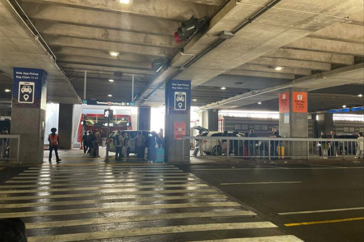 ホノルル国際空港